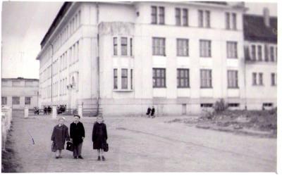 Архивное фото школы